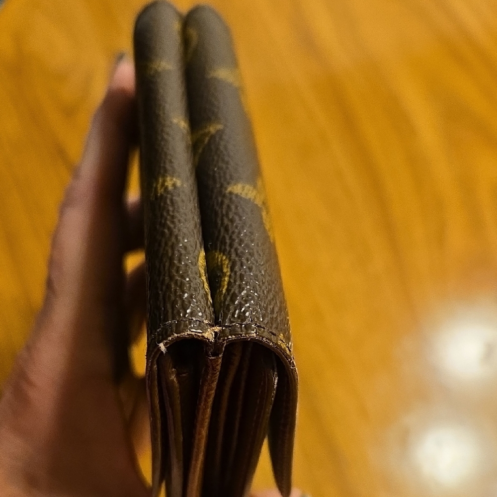 Louis Vuitton Portefeiulle Elise Monogram Bifold Wallet - Picture 6 of 13